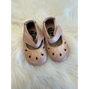 Livie and Luca‎ light pink petal Mary Jane 6/12m